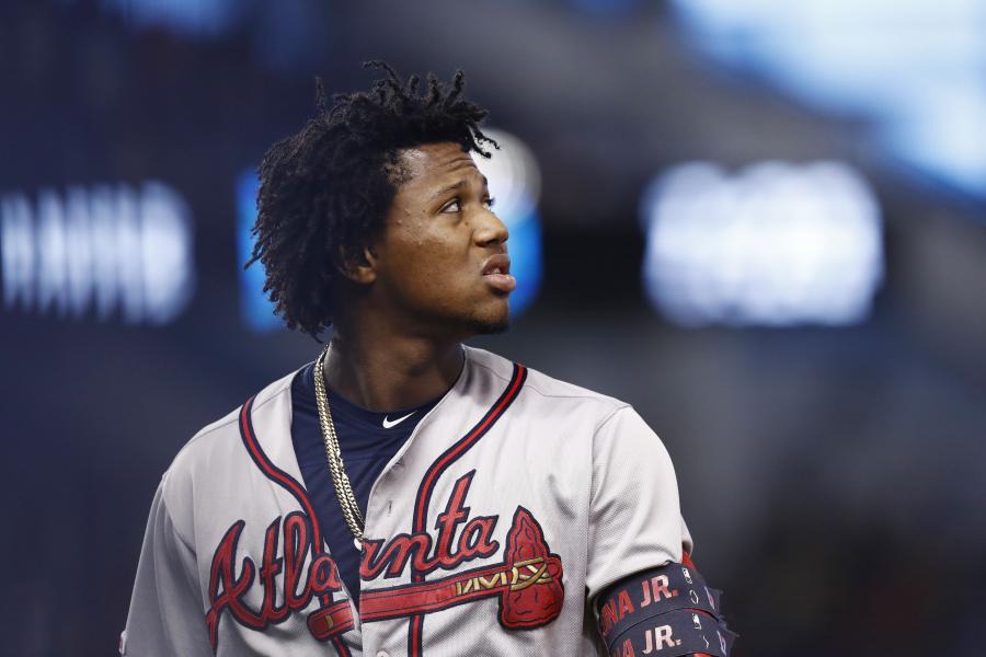 Braves' Ronald Acuña Jr. becomes founding member of 40-70 club - ESPN