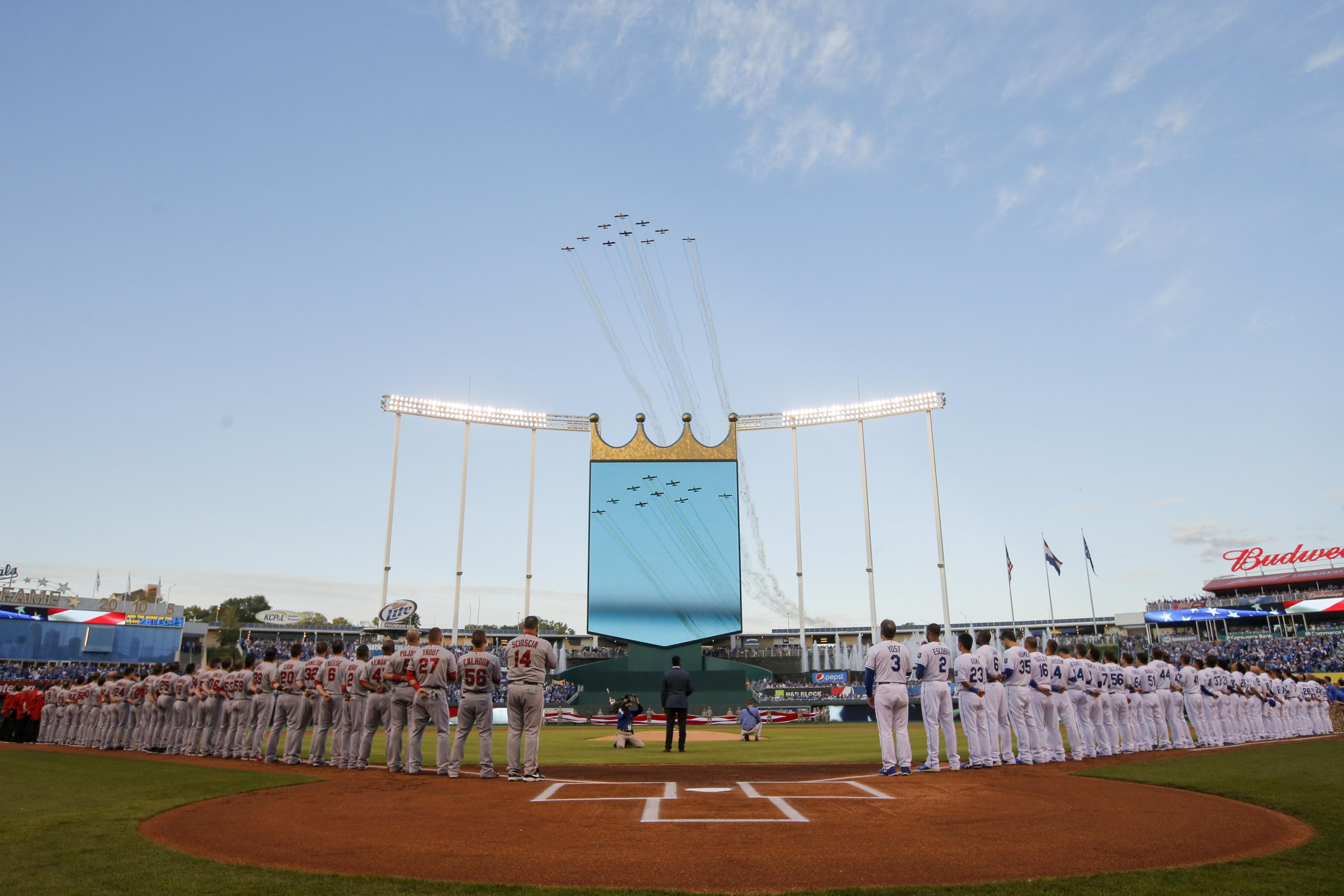 MLB: Owner David Glass agrees to sell Kansas City Royals for $1 billion