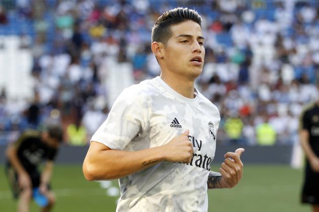 MADRID, SPAIN - AUGUST 24: James Rodriguez of Real Madrid looks on during the La Liga match between Real Madrid and Real Valladolid at Estadio Santiago Bernabeu on August 24, 2019 in Madrid, Spain. (Photo by TF-Images/Getty Images)