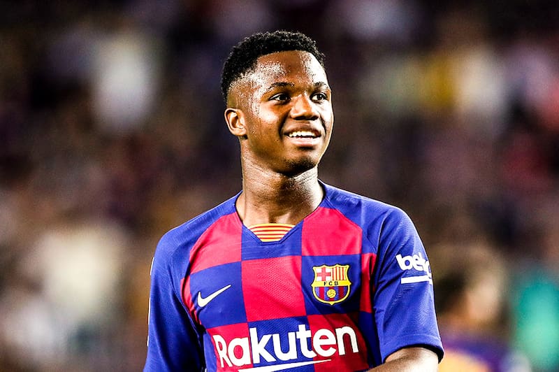Barca ráo riết khóa chân "kỷ lục gia" 16 tuổi Barca ráo riết khóa chân "kỷ lục gia" 16 tuổi