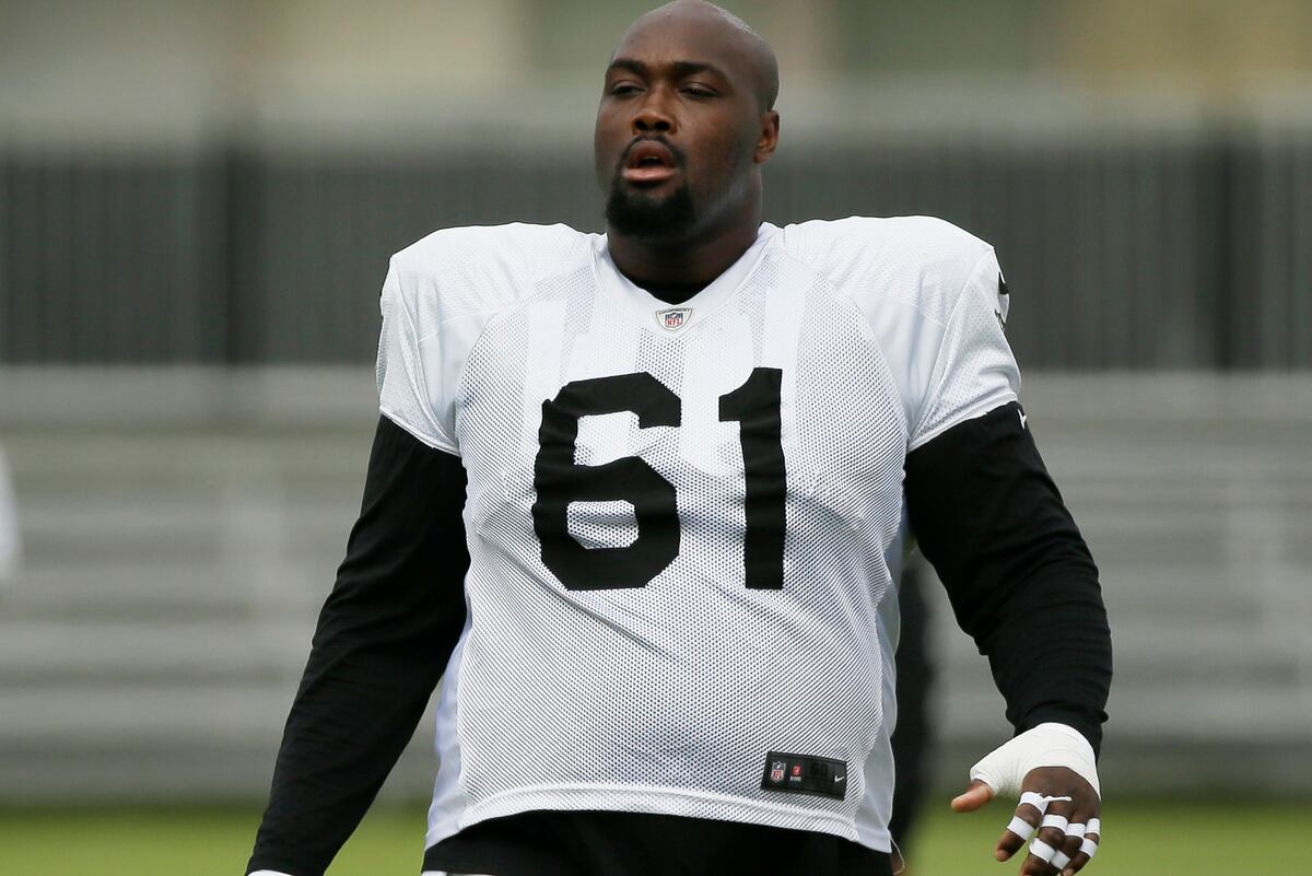 Report: Rodney Hudson to Be NFL's Highest-Paid Center with New Raiders Contract | Bleacher ...