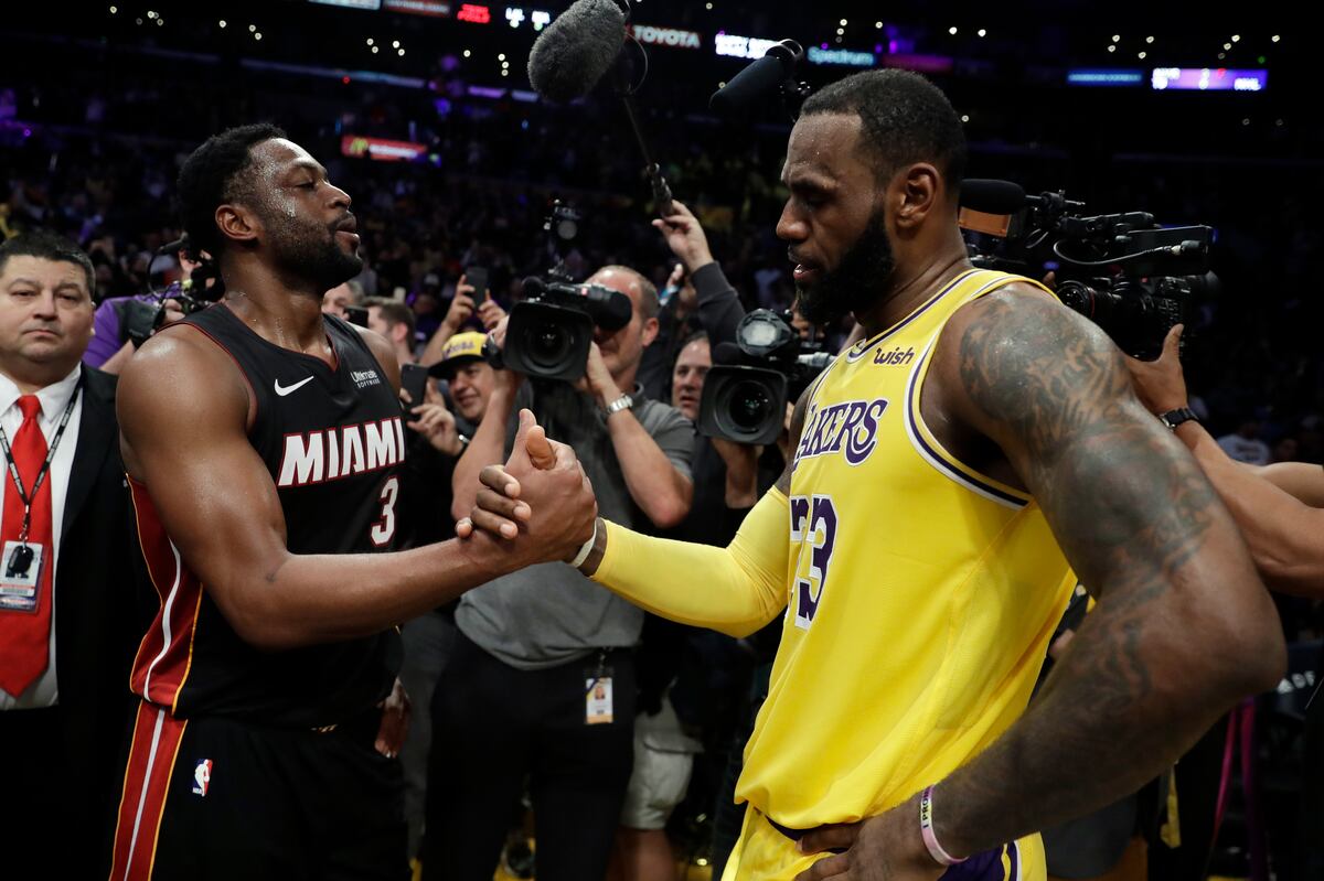 Dwyane Wade Says He's Going to Work Out with LeBron James Before Lakers Games | Bleacher Report | Latest News, Videos and Highlights