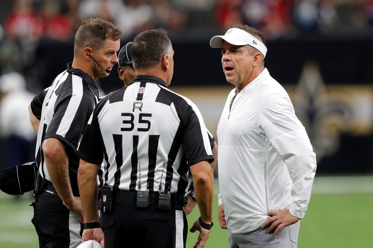 al-riveron-admits-refs-messed-up-clock-at-the-end-of-texans-vs-saints