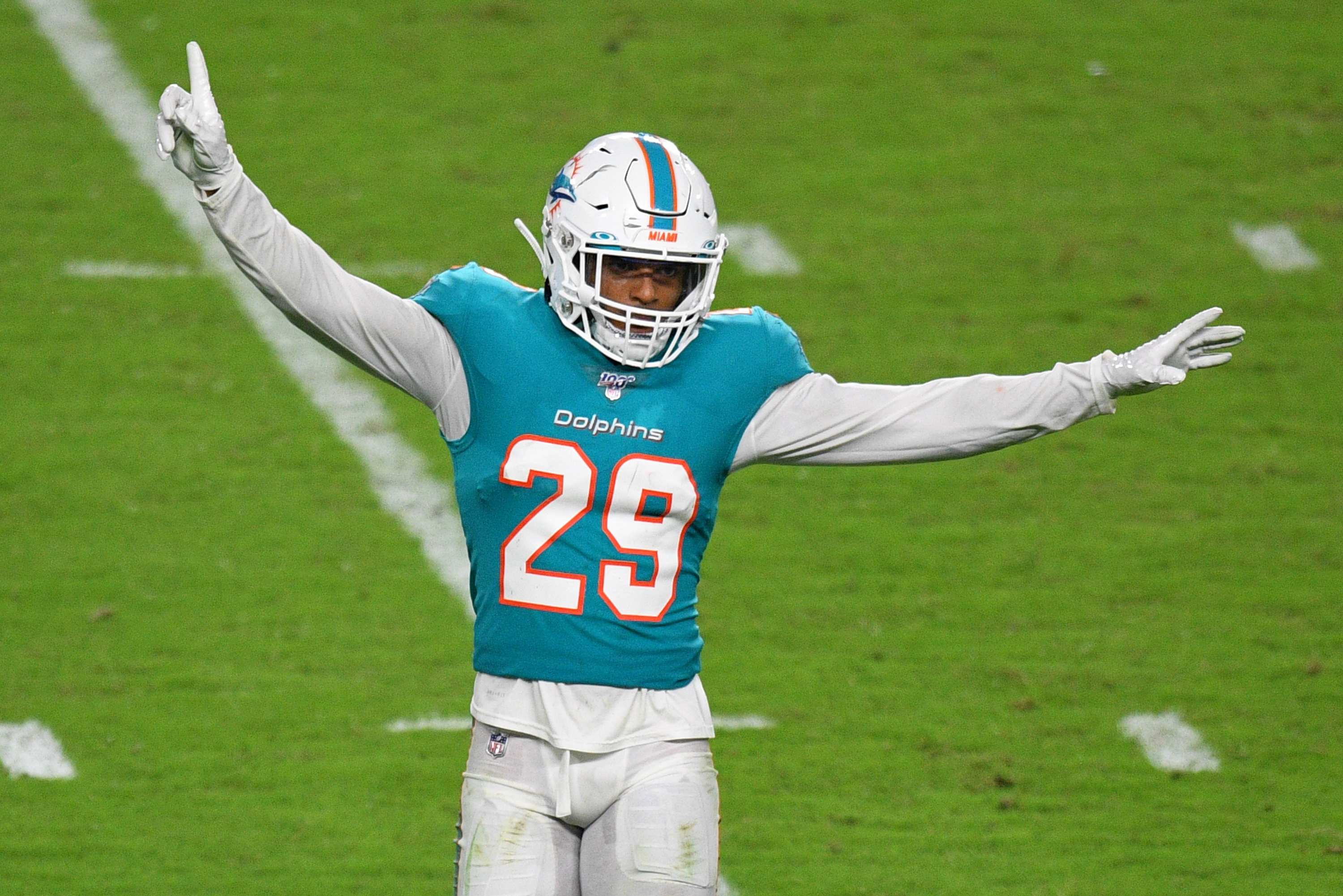 Former Dolphin Minkah Fitzpatrick speaks on fallout with Miami