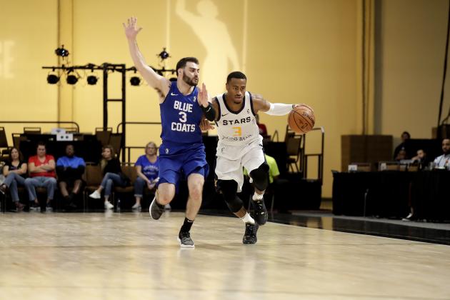 LAS VEGAS, NV - DECEMBER 22: Trey Lewis #3 of the Salt Lake City Stars handles the ball against the Delaware Blue Coasts during the NBA G League Winter Showcase at Mandalay Bay Events Center in Las Vegas, Nevada on December 22, 2018. NOTE TO USER: User expressly acknowledges and agrees that, by downloading and/or using this Photograph, user is consenting to the terms and conditions of the Getty Images License Agreement. Mandatory Copyright Notice: Copyright 2018 NBAE (Photo by Isaac Brekken/NBAE via Getty Images)