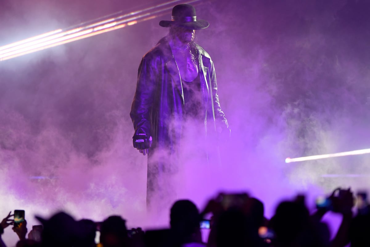 Undertaker Must Attack 'The Fiend' Bray Wyatt at WWE Hell in a Cell 2019