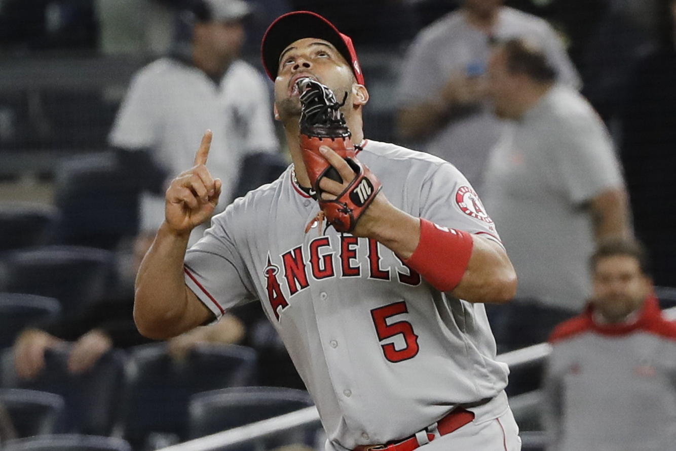 Fan donates Albert Pujols' 2,000th RBI ball to Hall of Fame in memory of  his late son