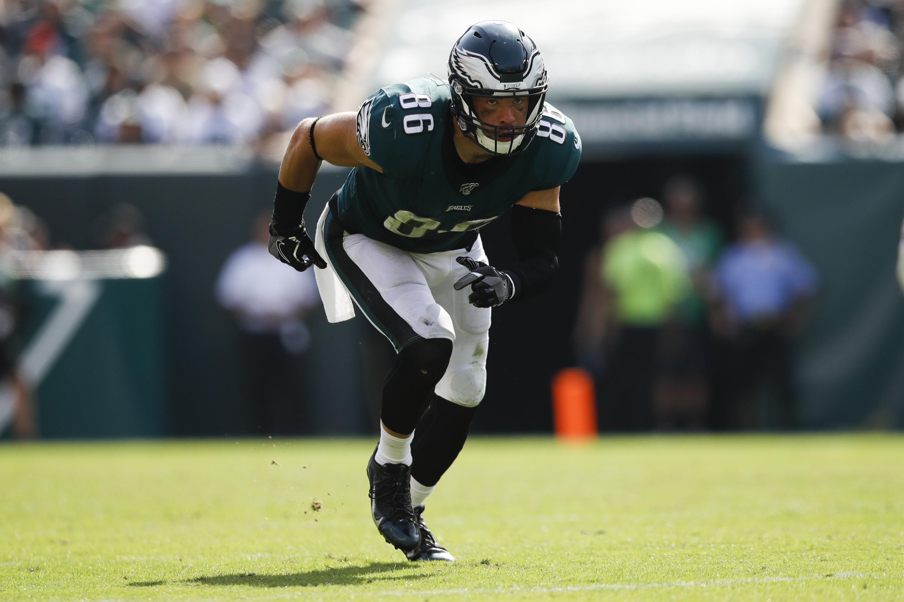 Zach Ertz suffered fractured rib in Philadelphia Eagles' win over