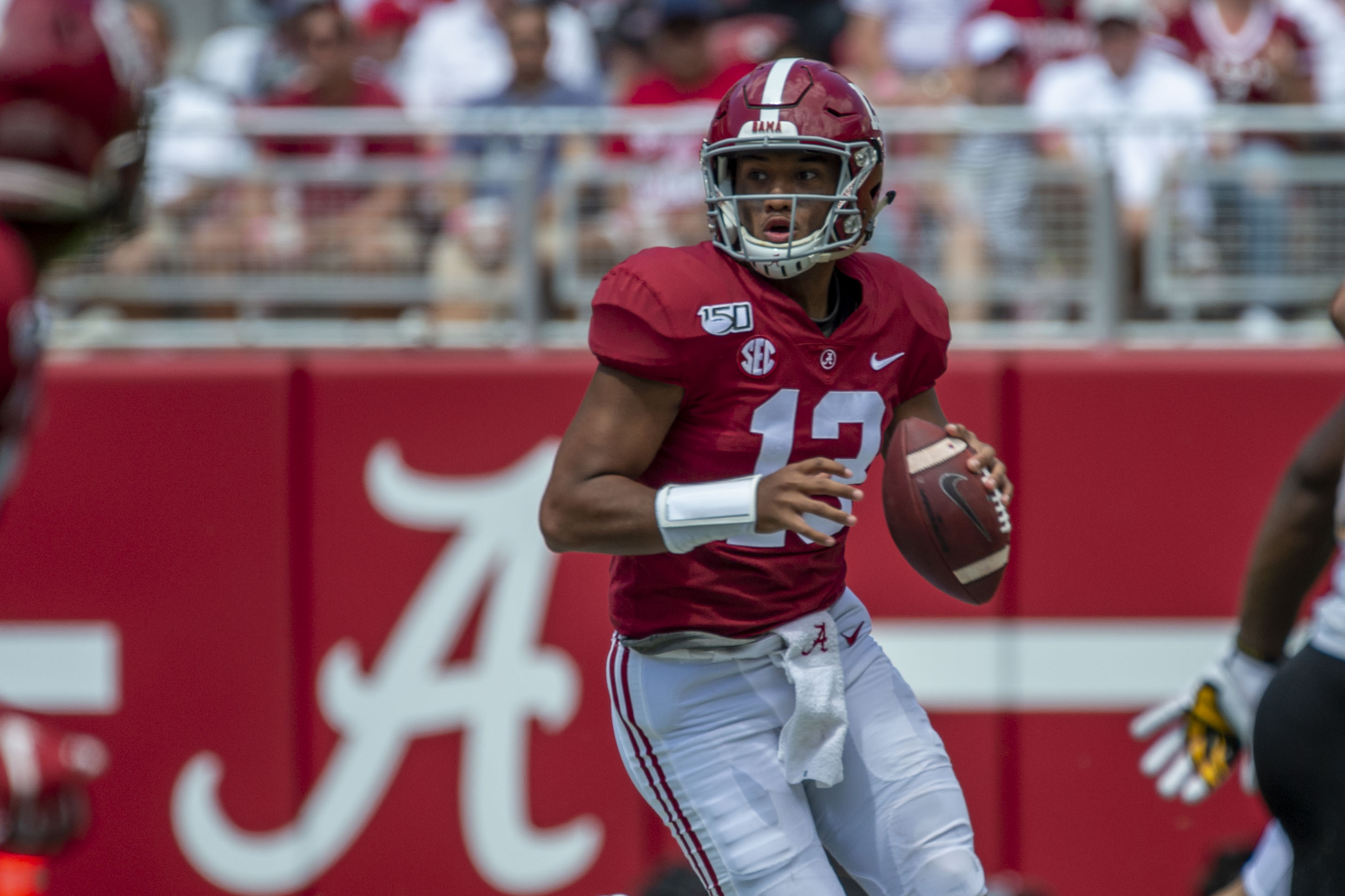 Deep Dive on Alabama Crimson Tide Football Quarterback Tua Tagovailoa -  TideIllustrated