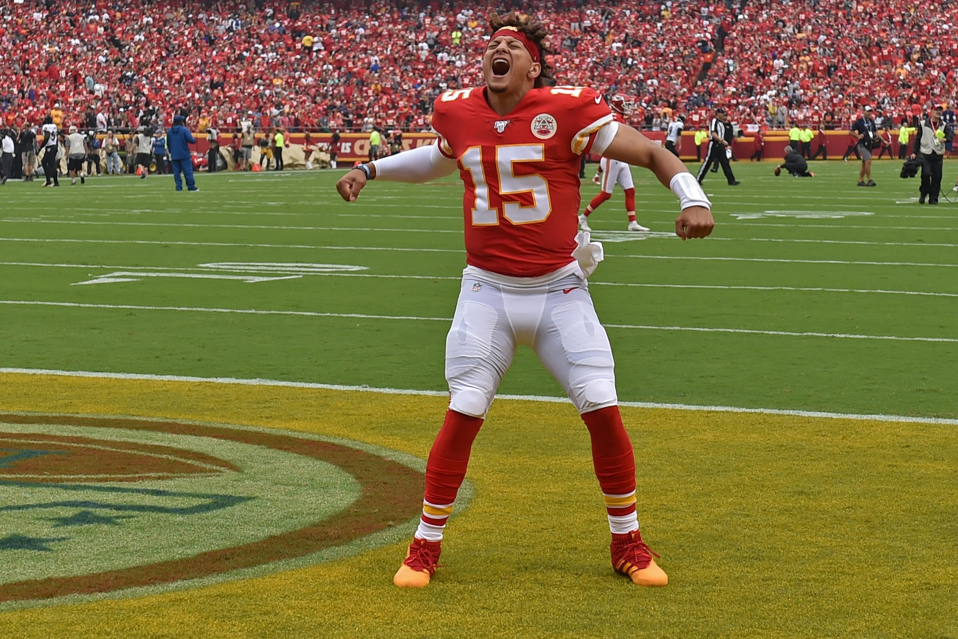 Video Espn S Adam Schefter Thinks Patrick Mahomes Could Receive 200m Contract Bleacher Report Latest News Videos And Highlights
