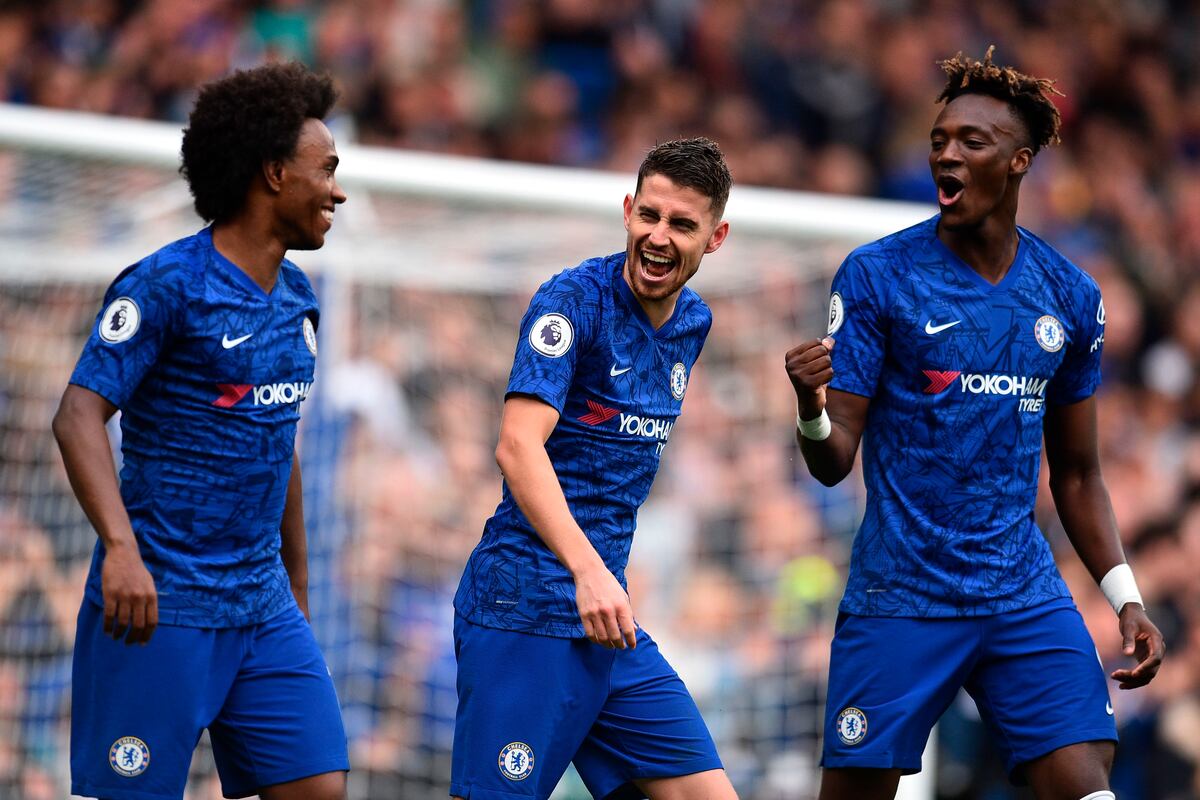 Willian, Jorginho Power Chelsea to 2-0 Win vs. Brighton ...