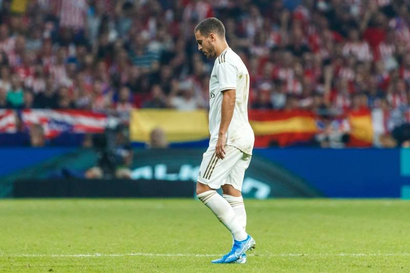 MADRID, SPAIN - SEPTEMBER 28: Eden Hazard of Real Madrid looks dejected during the Liga match between Club Atletico de Madrid and Real Madrid CF at Wanda Metropolitano on September 28, 2019 in Madrid, Spain. (Photo by TF-Images/Getty Images)