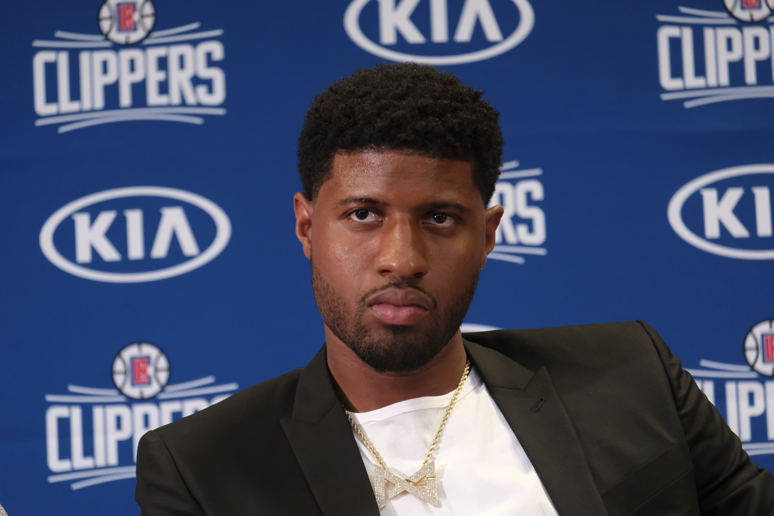 Clippers Paul George Hoping To Return November Ish From Shoulder Injuries Bleacher Report Latest News Videos And Highlights