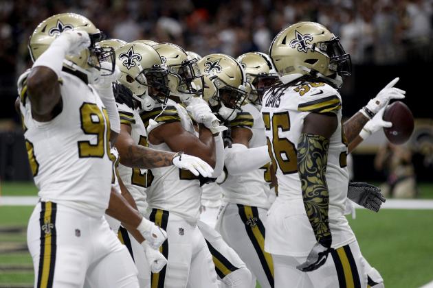 NEW ORLEANS, LOUISIANA - SEPTEMBER 29: The New Orleans Saints celebrate a play against the Dallas Cowboys during the second quarter in the game at Mercedes Benz Superdome on September 29, 2019 in New Orleans, Louisiana. (Photo by Chris Graythen/Getty Images)