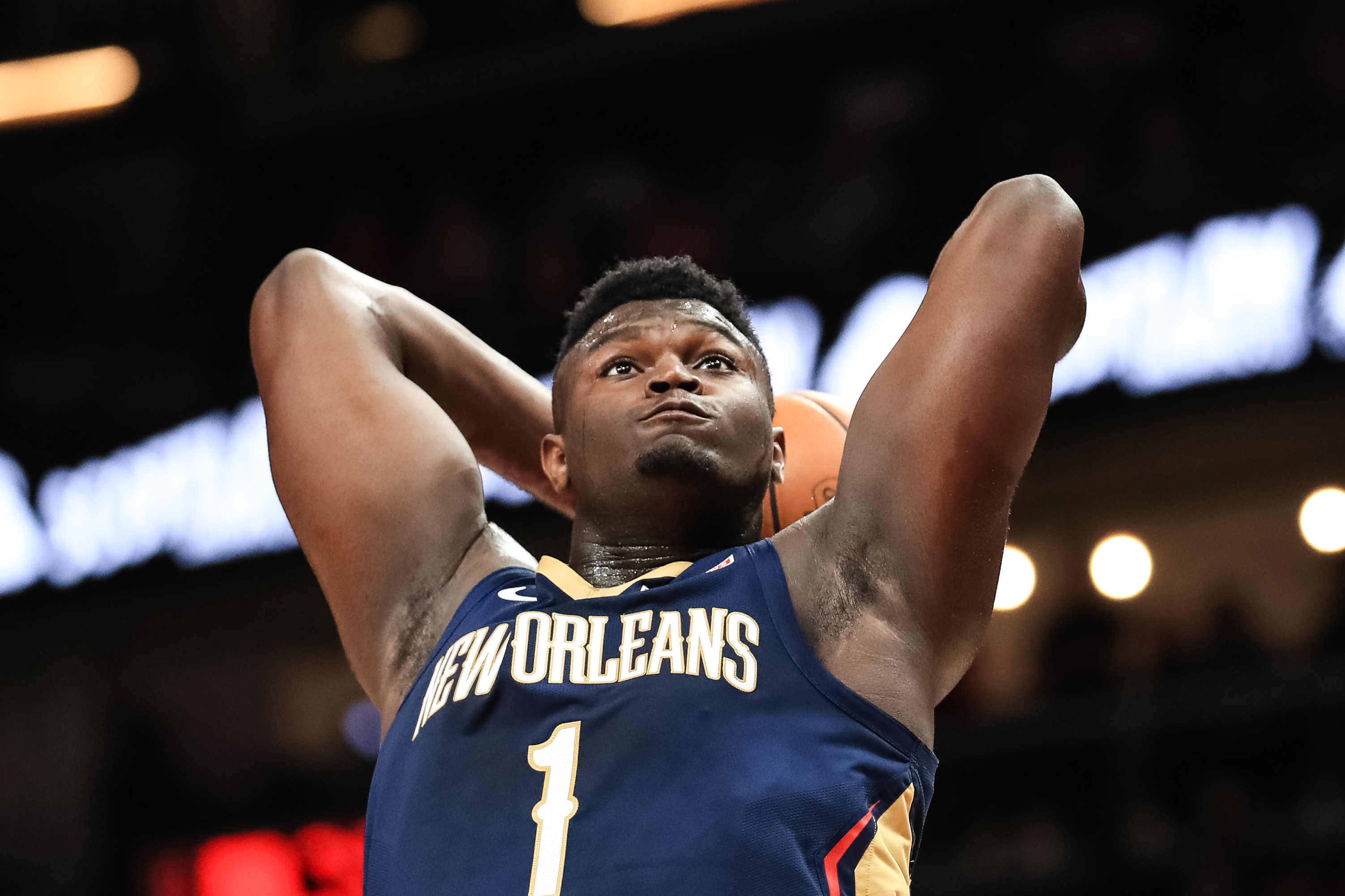 Zion Williamson with 16 POINTS vs Hawks