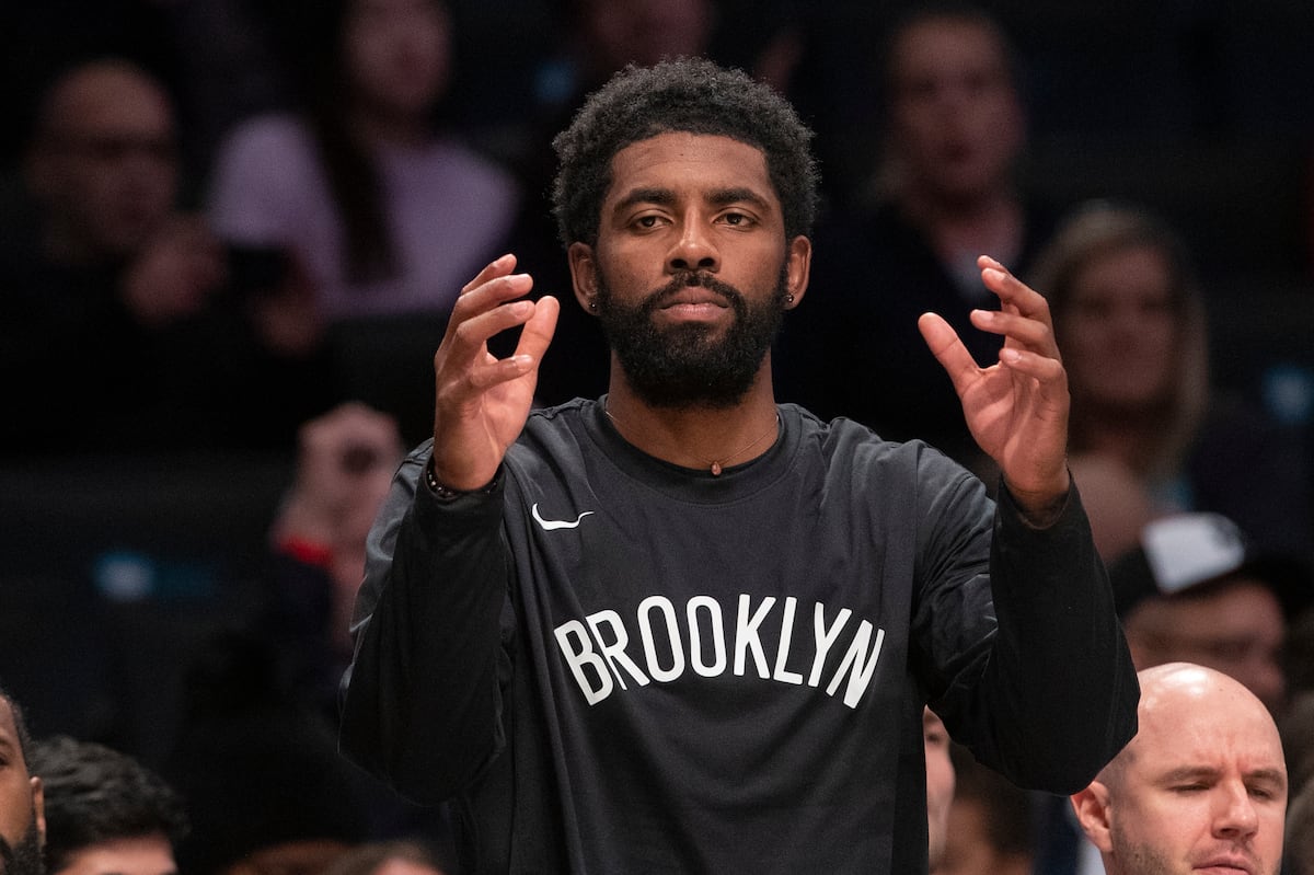 Nets' Kyrie Irving Ruled Out vs. Bulls with Shoulder Injury; Return