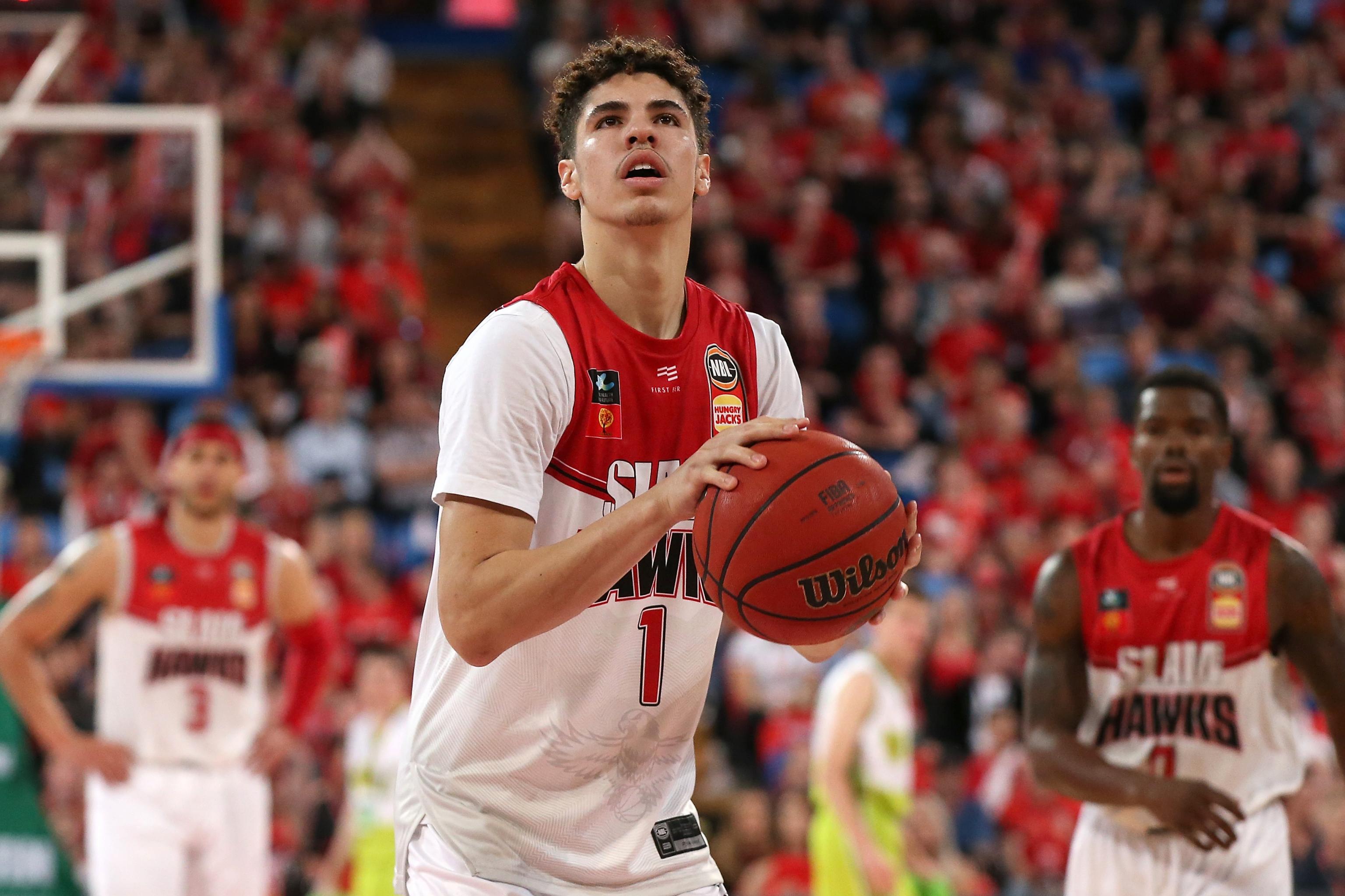 LaMelo Ball Shows Off Playmaking, but Illawarra Hawks Fall to ...