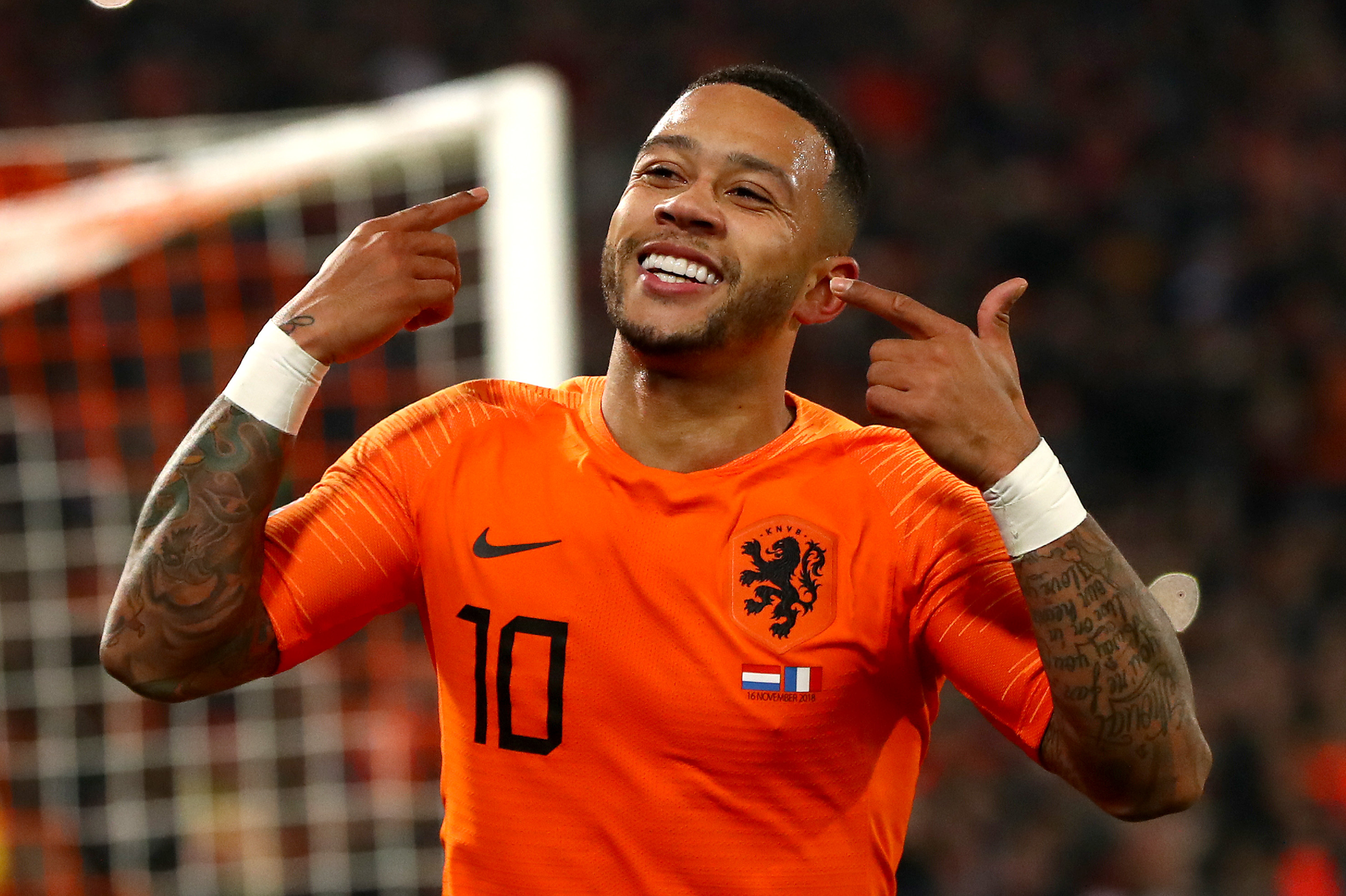 Memphis Depay on X: Happy birthday to a Cool person and a