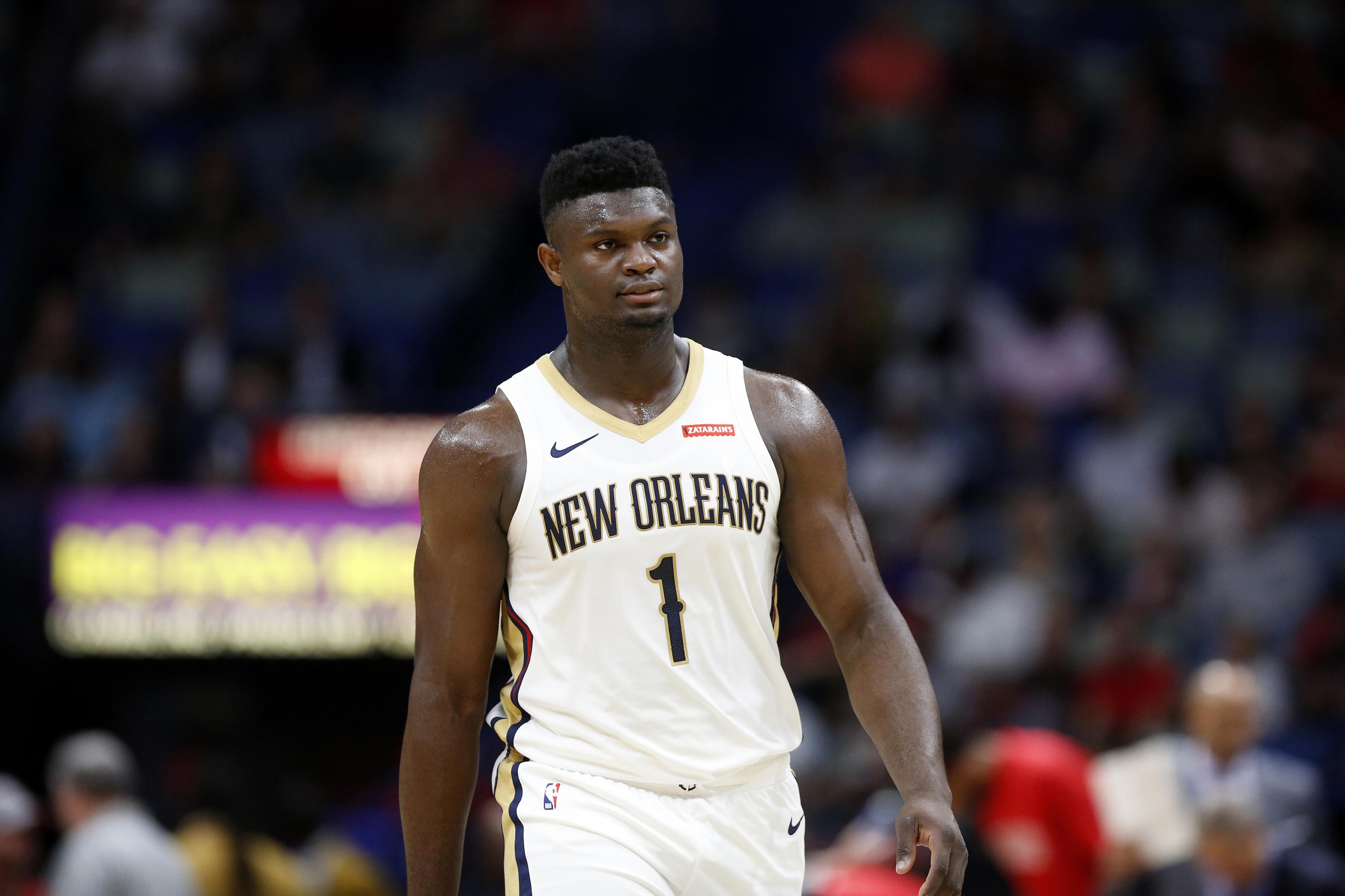 Zion Williamson underwent foot surgery for fracture, Pelicans say