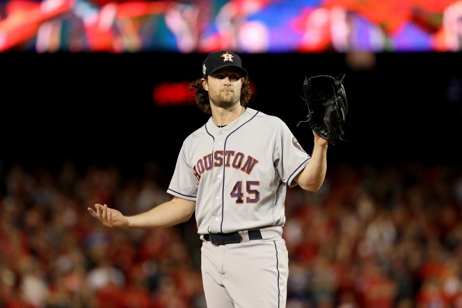 Lauren Summer flashed Gerrit Cole for breast cancer awareness