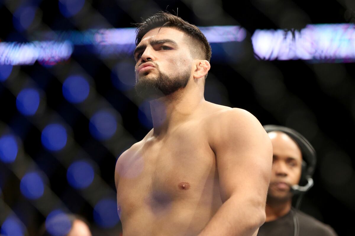B/R Exclusive: Gastelum Expects 1st-Round KO vs. Till, Eyes Rematch vs. Adesanya | Bleacher ...