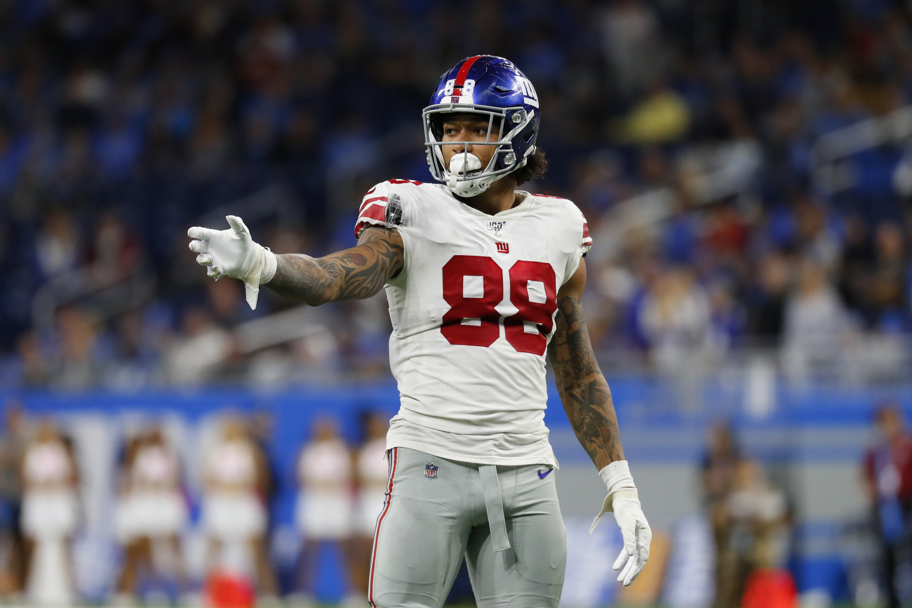 New York Giants news: Team picks up options on Evan Engram