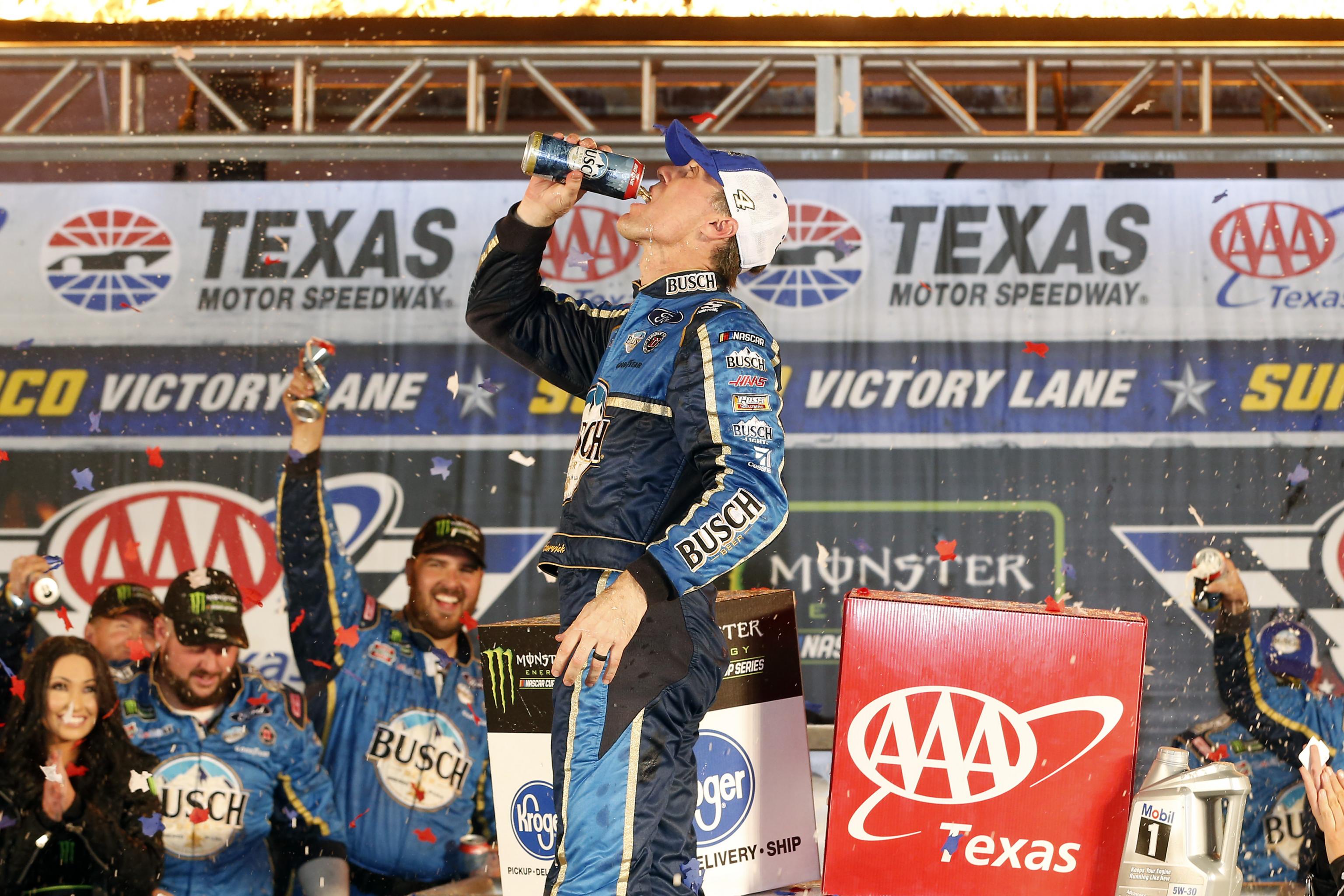 Nascar At Texas 2019 Results Kevin Harvick Wins Qualifies For Championship 4 Bleacher Report Latest News Videos And Highlights