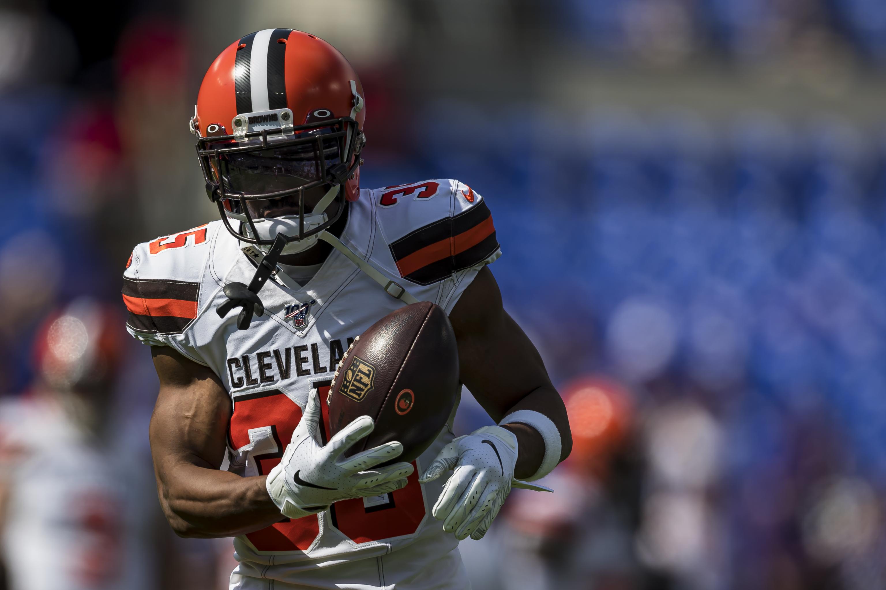 Browns' Whitehead released after 'unacceptable' Twitter rant