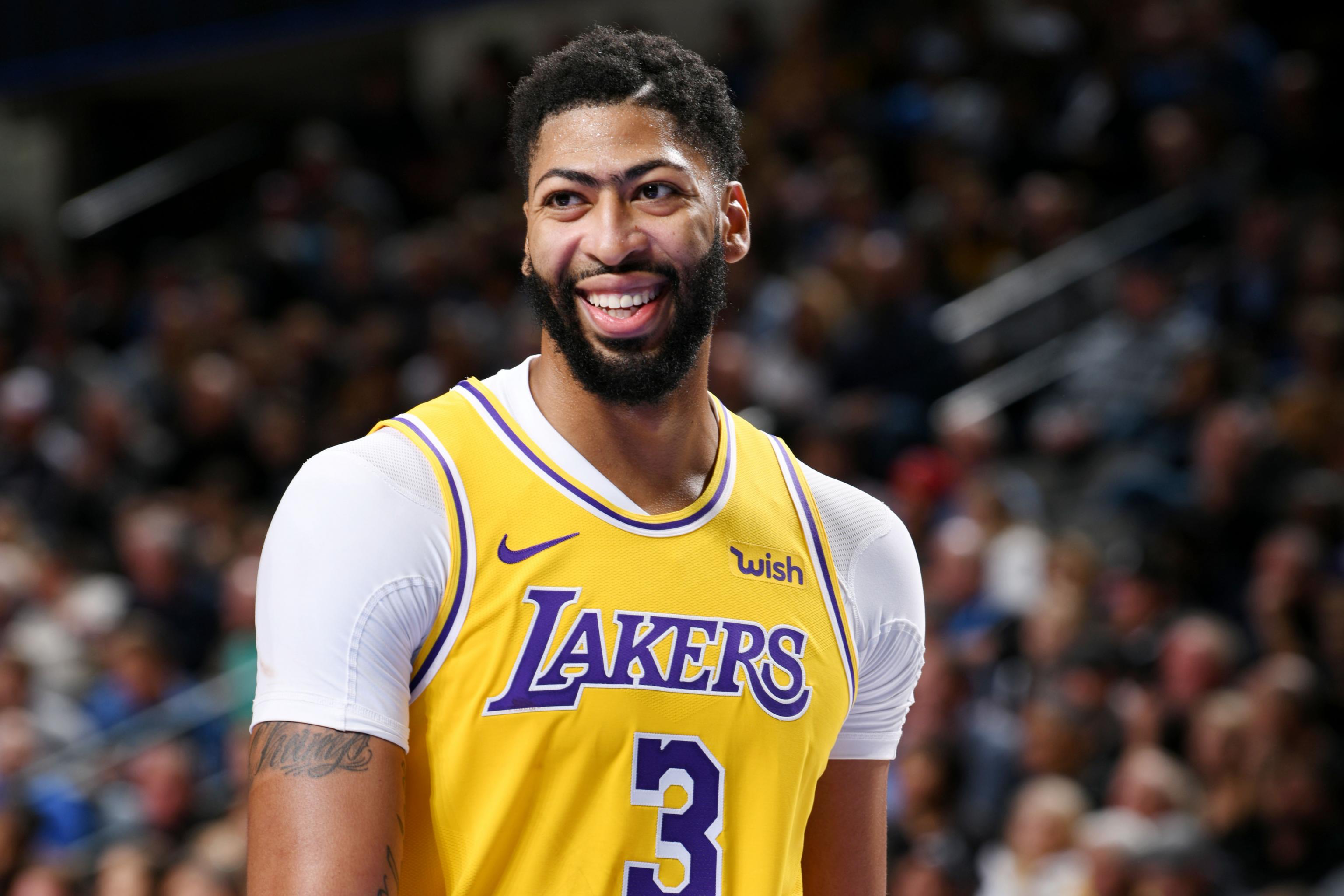 Lakers' Anthony Davis Clarifies Comments About Free Agency ...