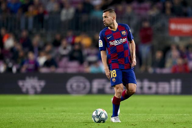 BARCELONA, SPAIN - OCTOBER 29: Jordi Alba of FC Barcelona with the ball during the Liga match between FC Barcelona and Real Valladolid CF at Camp Nou on October 29, 2019 in Barcelona, Spain. (Photo by Quality Sport Images/Getty Images)