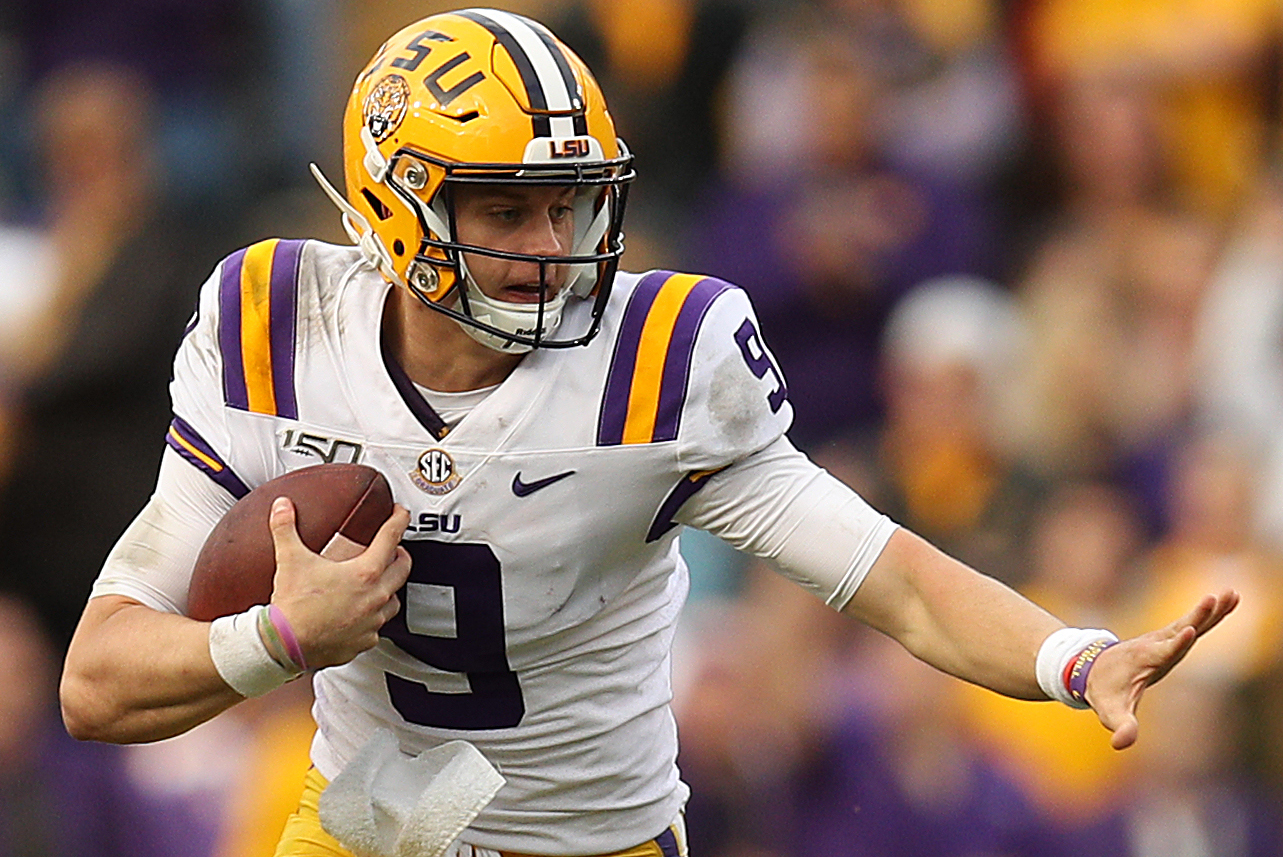 How did Joe Burrow become the favorite for the Heisman Trophy