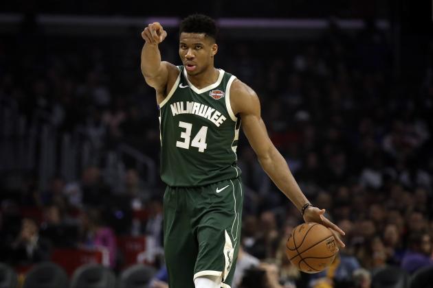 Milwaukee Bucks' Giannis Antetokounmpo (34) during the second half of an NBA basketball game against the Los Angeles Clippers Wednesday, Nov. 6, 2019, in Los Angeles. (AP Photo/Marcio Jose Sanchez)