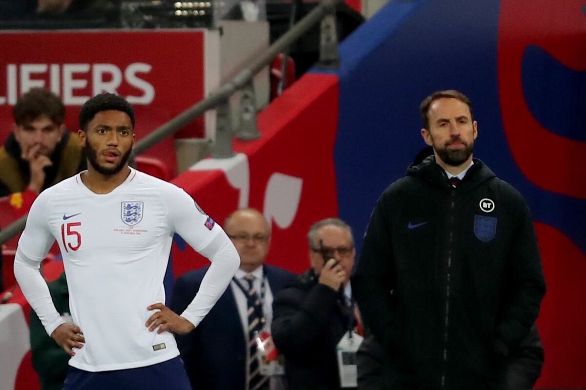 Gareth Southgate, Raheem Sterling Defend Joe Gomez After Fans Boo ...