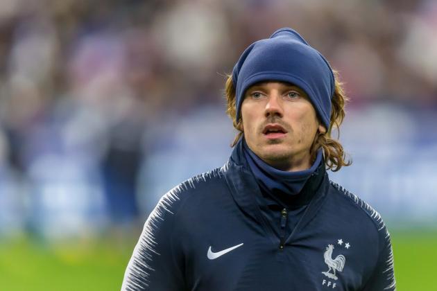 PARIS, FRANCE - NOVEMBER 14: Antoine Griezmann of France looks on during the UEFA Euro 2020 Qualifier between France and Moldova on November 14, 2019 in Paris, France. (Photo by TF-Images/Getty Images)
