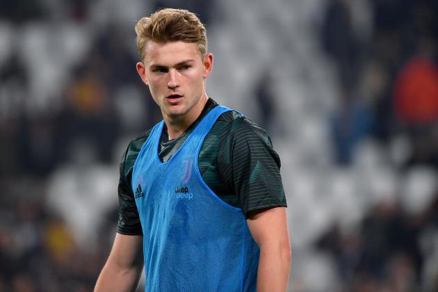 TURIN, ITALY - NOVEMBER 10: Matthijs De Ligt of Juventus FC during the Italian Serie A match between Juventus v AC Milan at the Allianz Stadium on November 10, 2019 in Turin Italy (Photo by Mattia Ozbot/Soccrates/Getty Images)