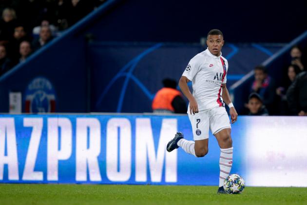 PARIS, FRANCE - NOVEMBER 6: Kylian Mbappe of Paris Saint Germain during the UEFA Champions League  match between Paris Saint Germain v Club Brugge at the Parc des Princes on November 6, 2019 in Paris France (Photo by Erwin Spek/Soccrates/Getty Images)