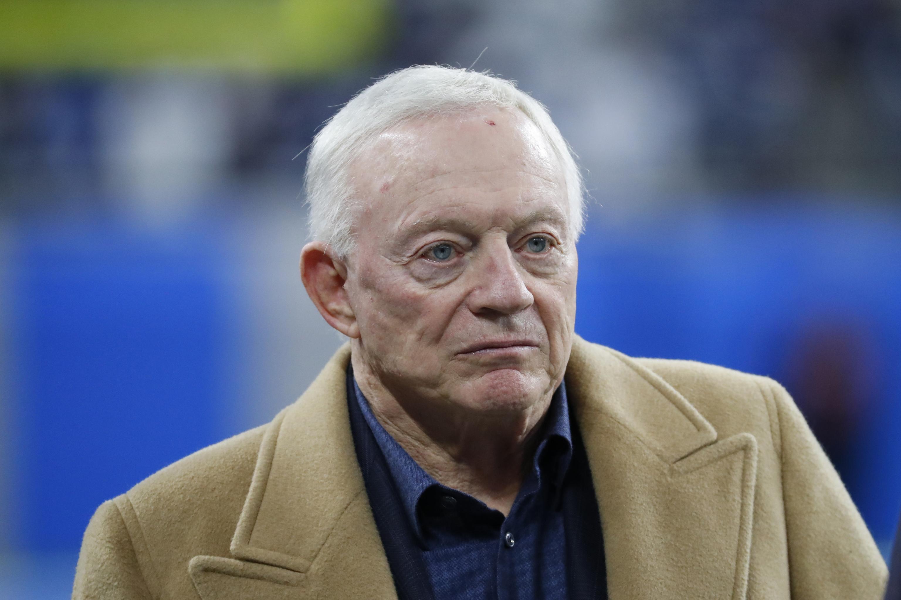 Jerry Jones among owners to be deposed in Colin Kaepernick grievance