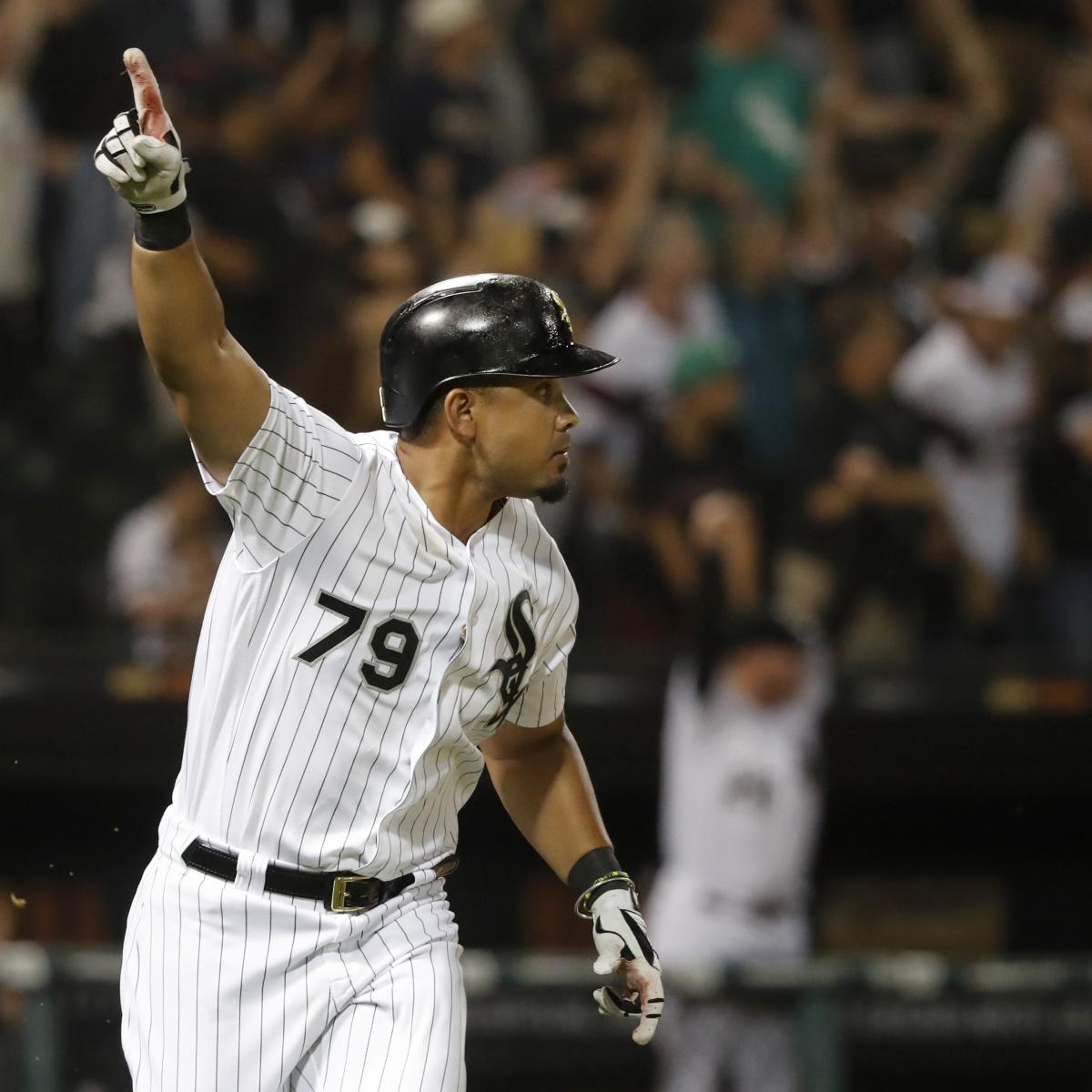 Jose Abreu's got a new beard, but what he really deserves is a contract  extension – NBC Sports Chicago