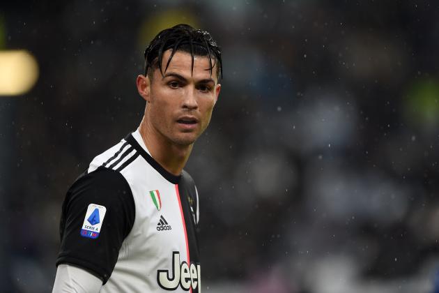TURIN, ITALY - DECEMBER 01: Cristiano Ronaldo of Juventus during the Serie A match between Juventus and US Sassuolo at Allianz Stadium on December 1, 2019 in Turin, Italy. (Photo by Chris Ricco/Getty Images)