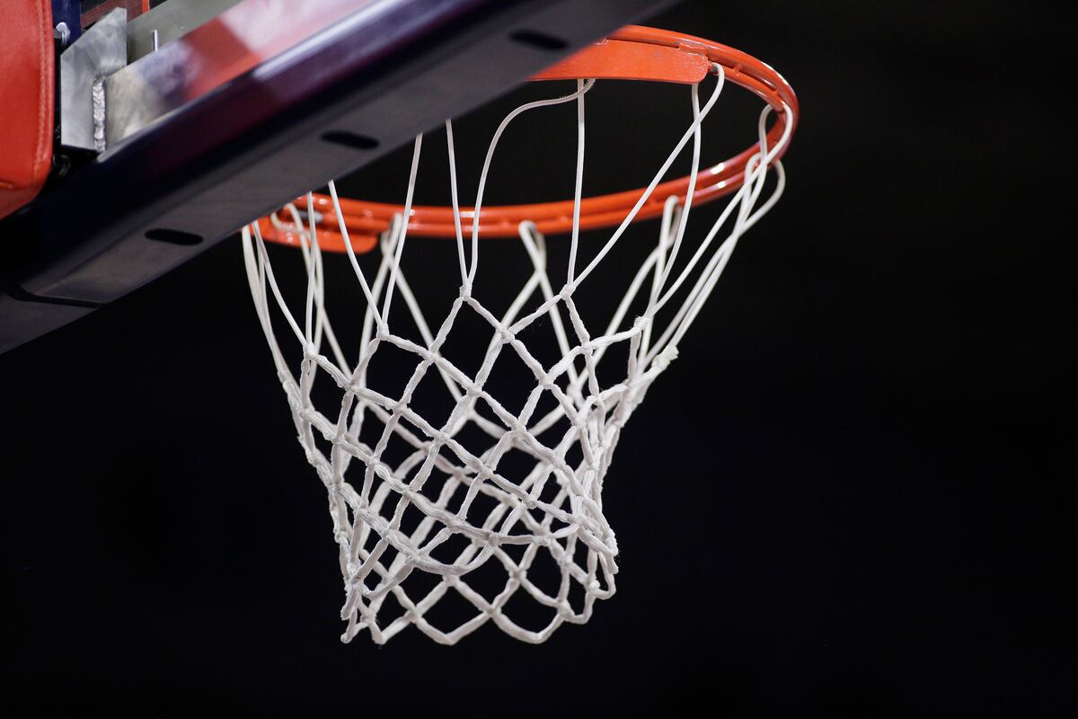 South Dakota High School Basketball Player Dies After Collapsing