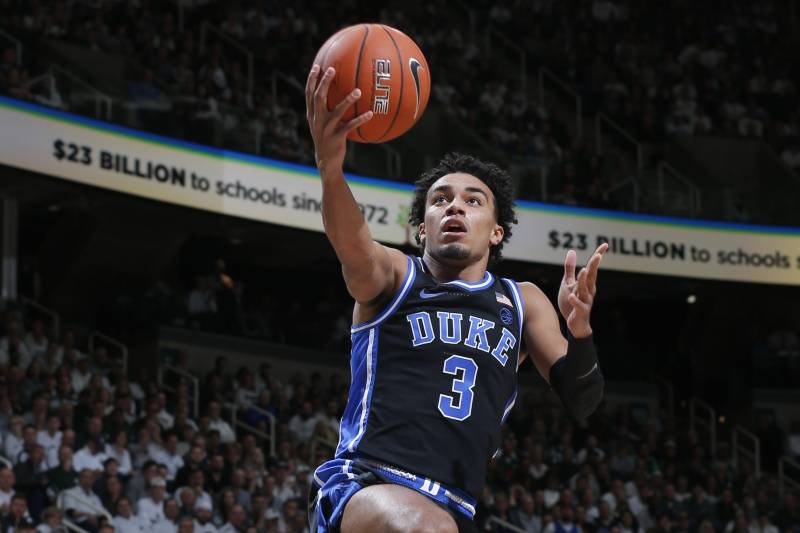 Duke's sophomore point guard, Tre Jones played very well as he helped lead his team to another victory in the college basketball season. (Photo: Al Goldis/Associated Press via Bleacher Report.)