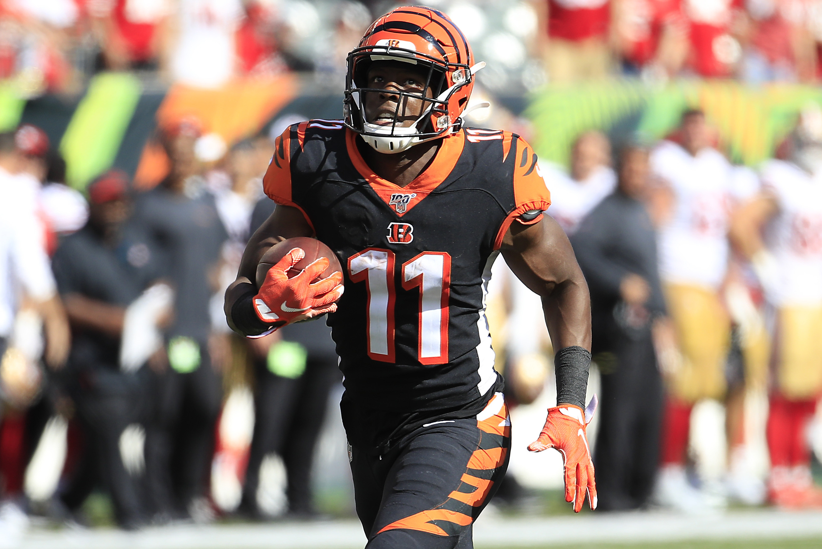 John Ross heading back to Bengals after leaving to care for family