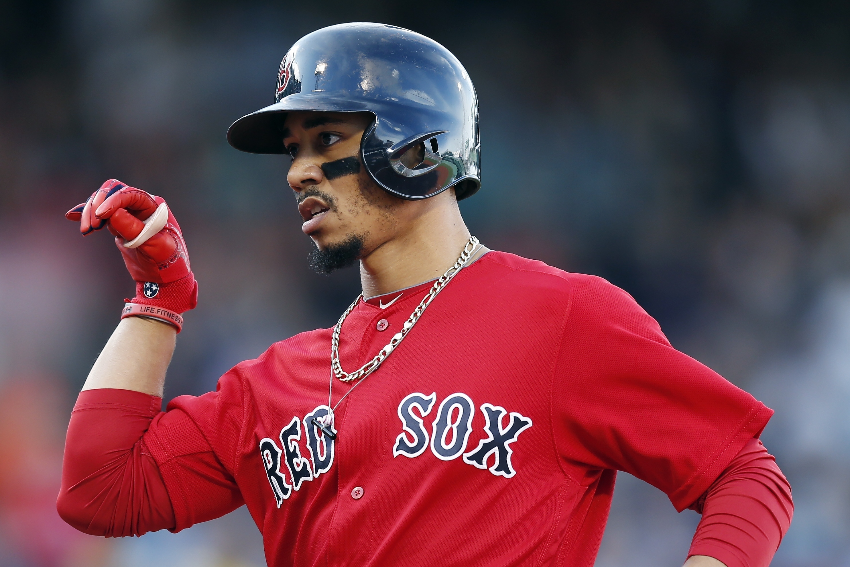 MLB rumors: Red Sox backtrack on trading Mookie Betts