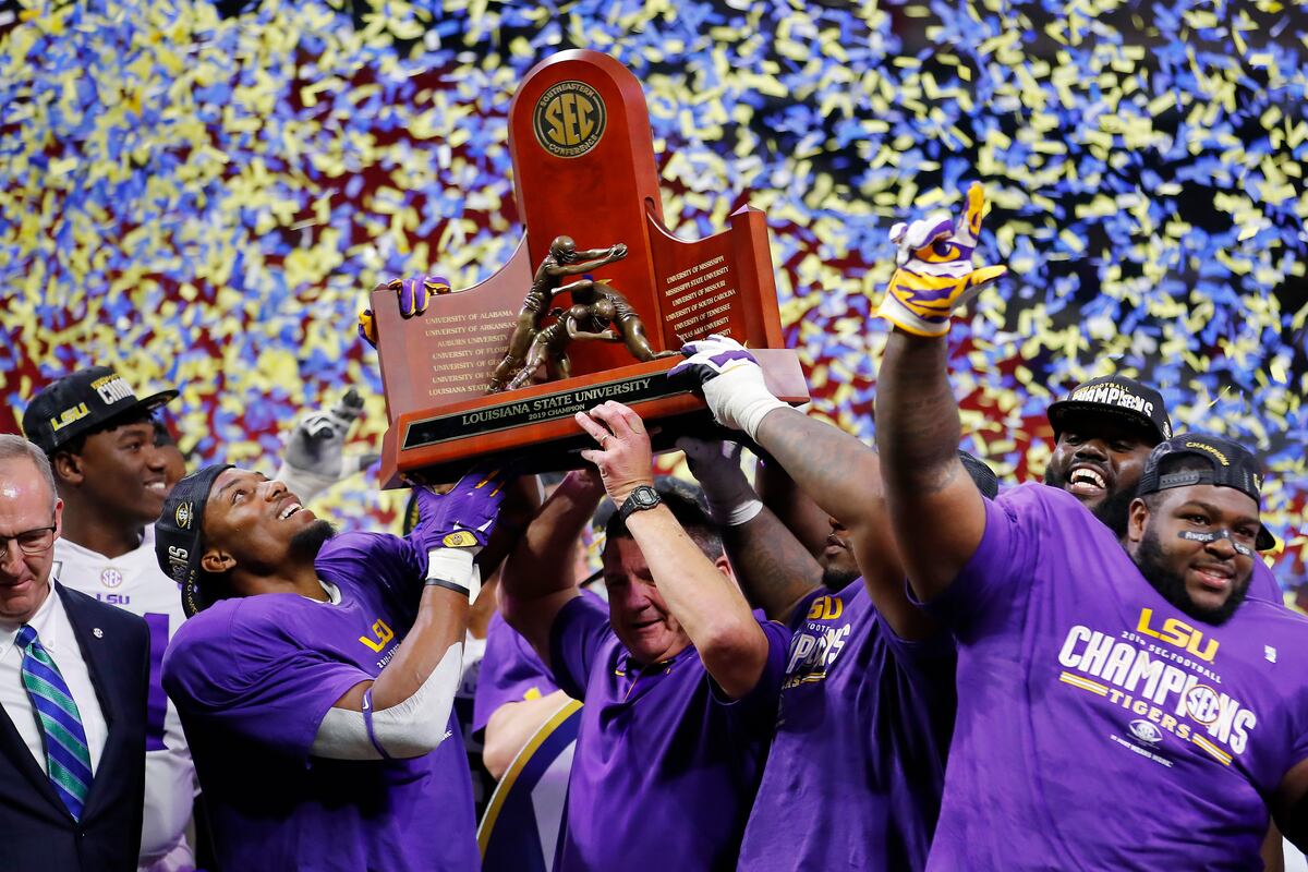 NCAA Football Rankings 2019 Predictions Based on Week 15 Results