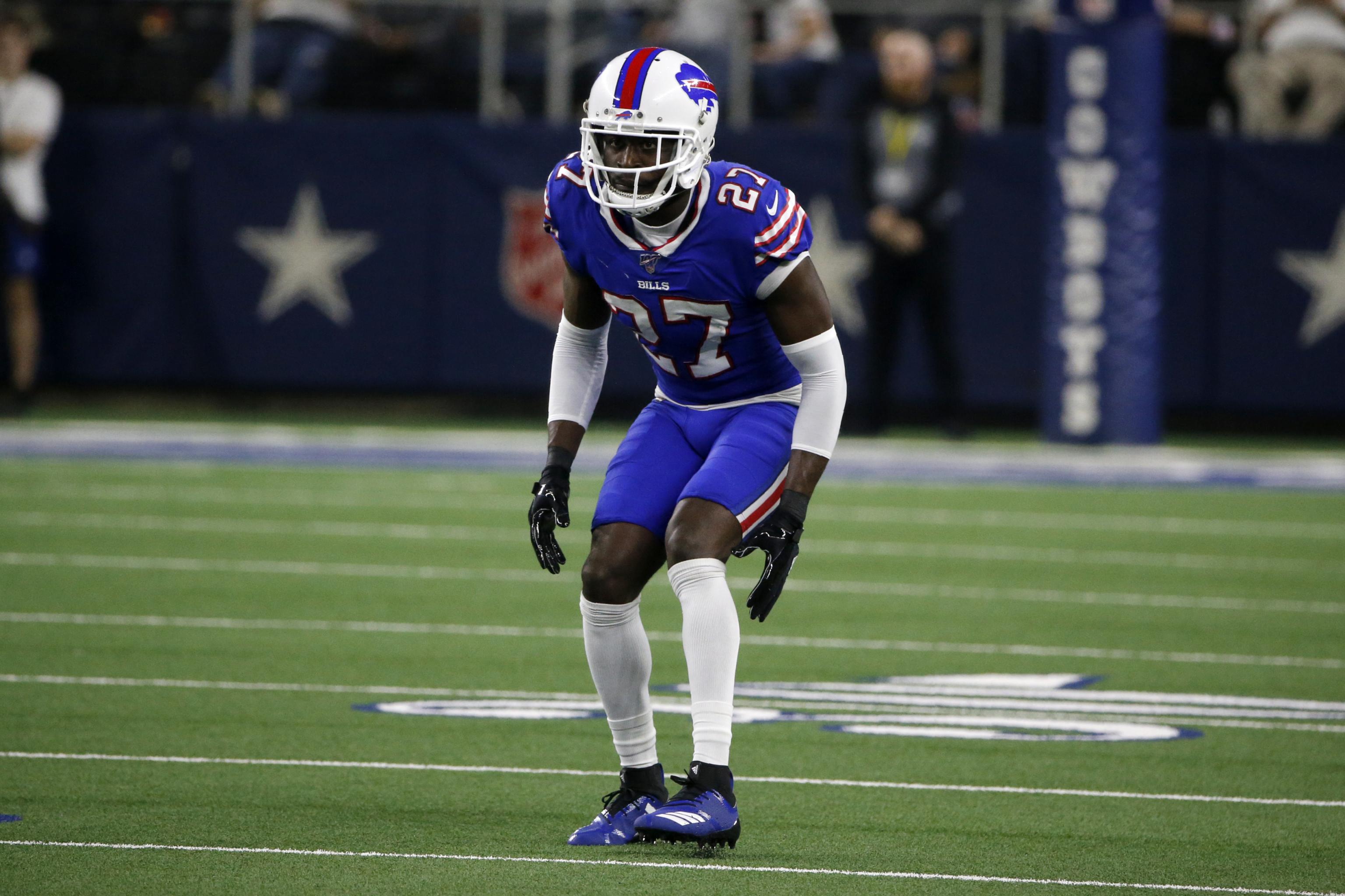 Buffalo Bills' Tre'Davious White sneaks a peak at Baltimore Ravens