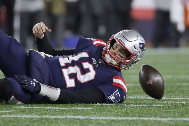 Patriots Tom Brady Talks Elbow Injury After Being Hit By