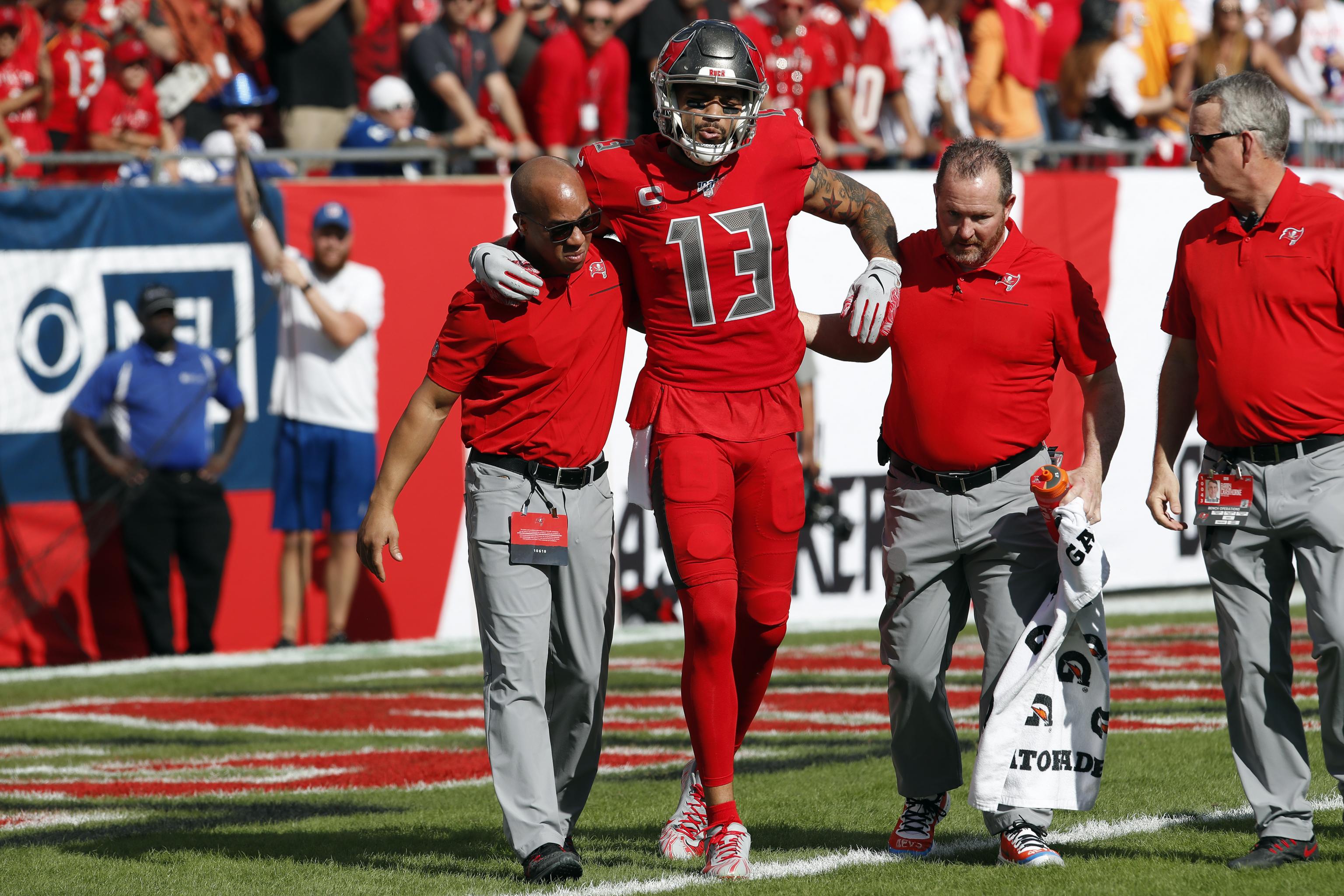 Mike Evans injury updates: Bucs WR leaves training camp due to hamstring  injury - DraftKings Network