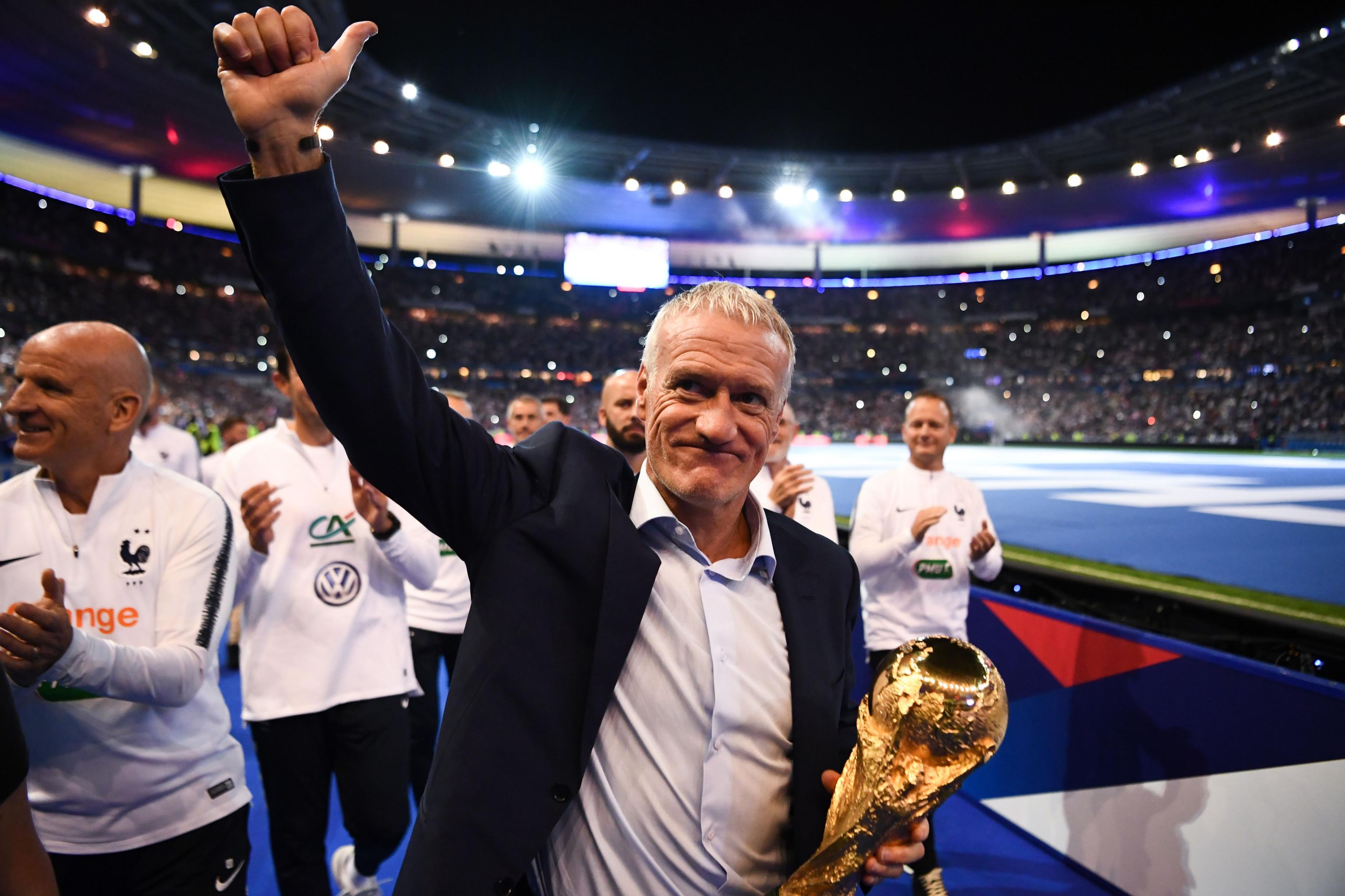Didier Deschamps Signs New France Contract Until 2022 Bleacher Report Latest News Videos And Highlights