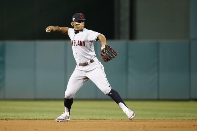Cleveland Indians shortstop Francisco Lindor fields a ground ball during a baseball game against the Washington Nationals, Friday, Sept. 27, 2019, in Washington. (AP Photo/Patrick Semansky)