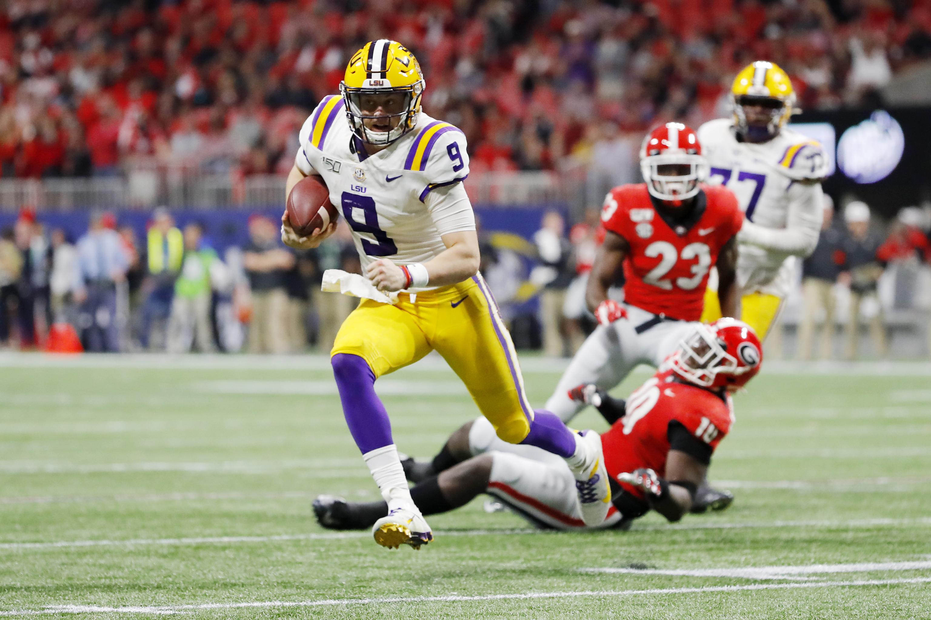 Burrow Named Walter Camp Player of the Year – LSU